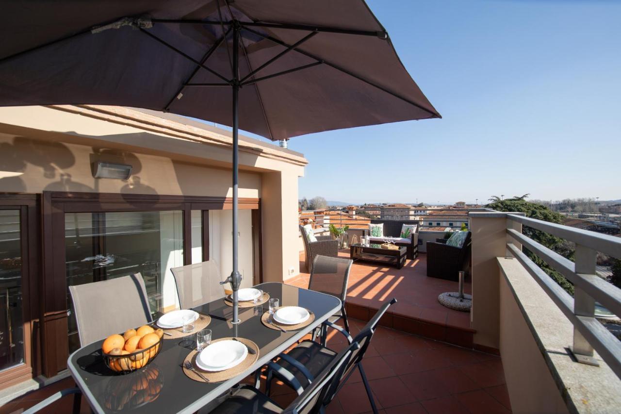 Rooftop Delight With Terrace 卢卡 外观 照片